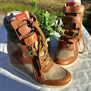 Reebok Freestyle Hi Wedge A. Keys Sneaker - Alicia Keys - Women 9